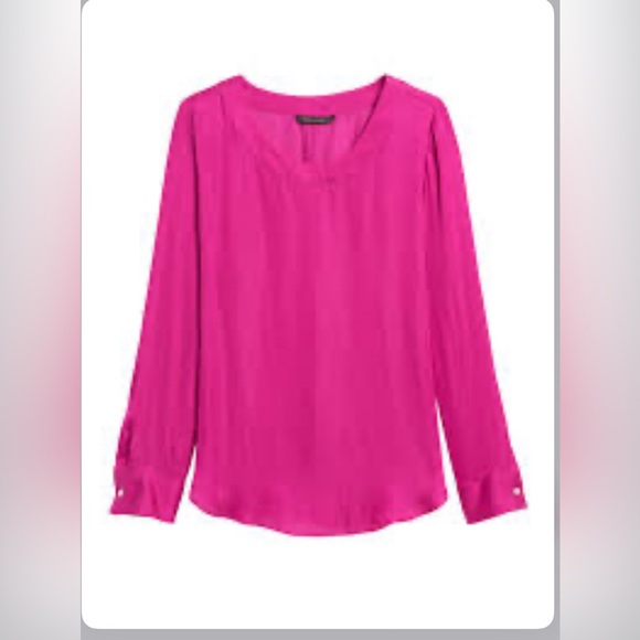 NWT Banana Republic SOFT SATIN PLEAT-BACK BLOUSE size L - Picture 2 of 5